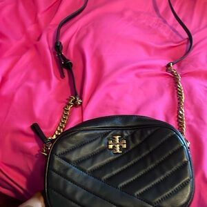 Only worn once Tory Burch chevron crossbody bag